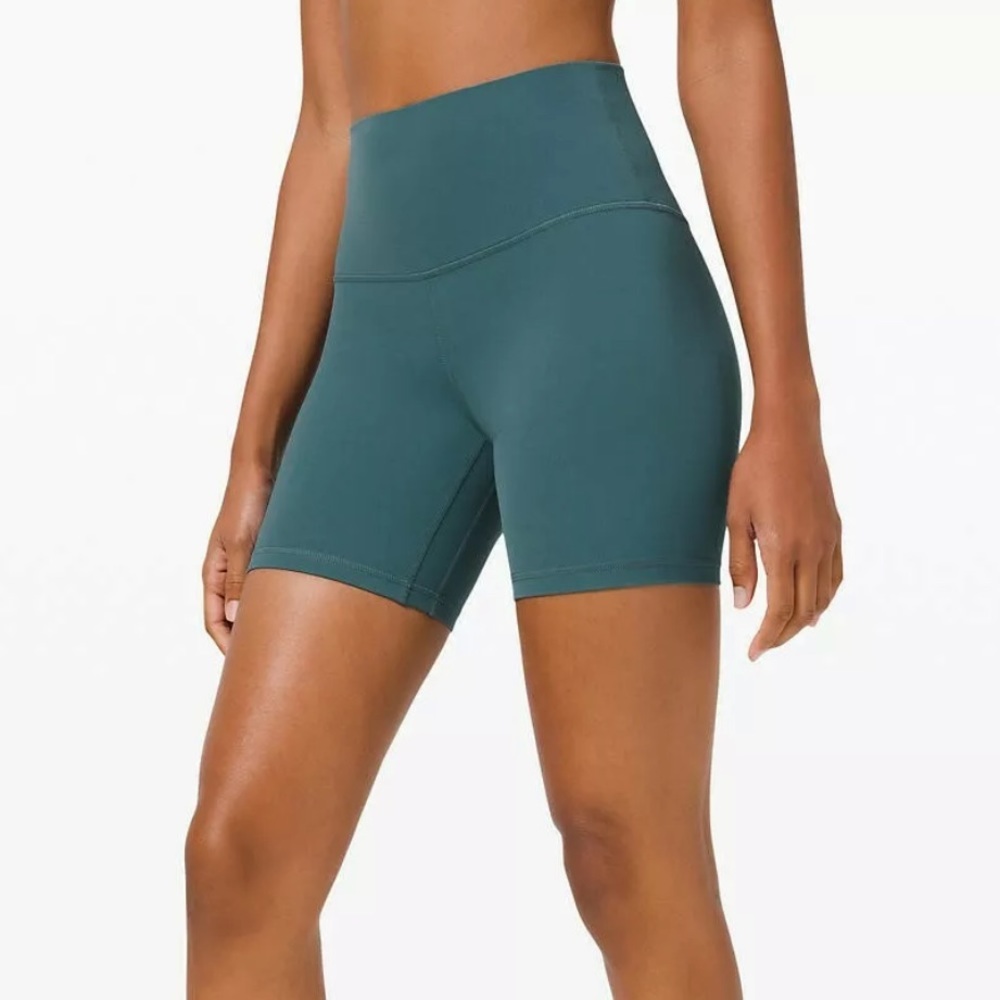 Lululemon Align HR Short 6” size 4.